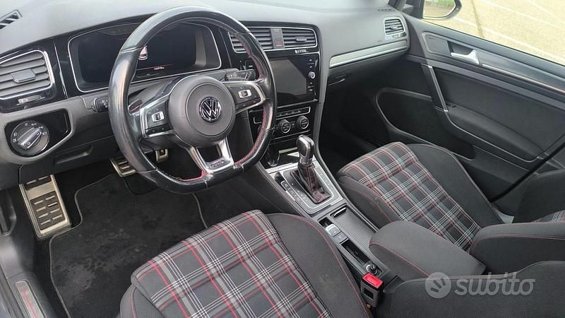 Usata VW Golf VII GTI 245 CV (180 kW) 2018 Grigio Berlina