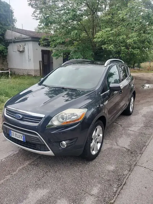 Usata Ford Kuga Titanium 136 CV (100 kW) 2009 Grigio SUV