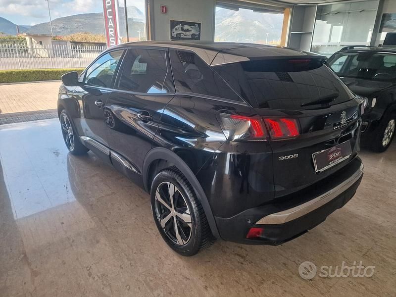 Usata Peugeot 3008 Allure 130 CV (95 kW) 2022 Nero SUV