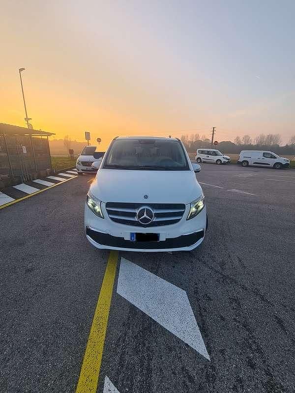 Usata Mercedes V250 Business 190 CV (139 kW) 2020 Bianco Monovolume
