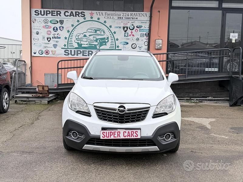 Usata Opel Mokka Cosmo 131 CV (96 kW) 2015 Bianco SUV