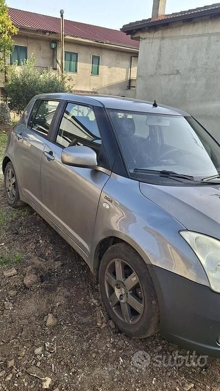 Usata Suzuki Swift 70 CV (51 kW) 2006 Utilitaria