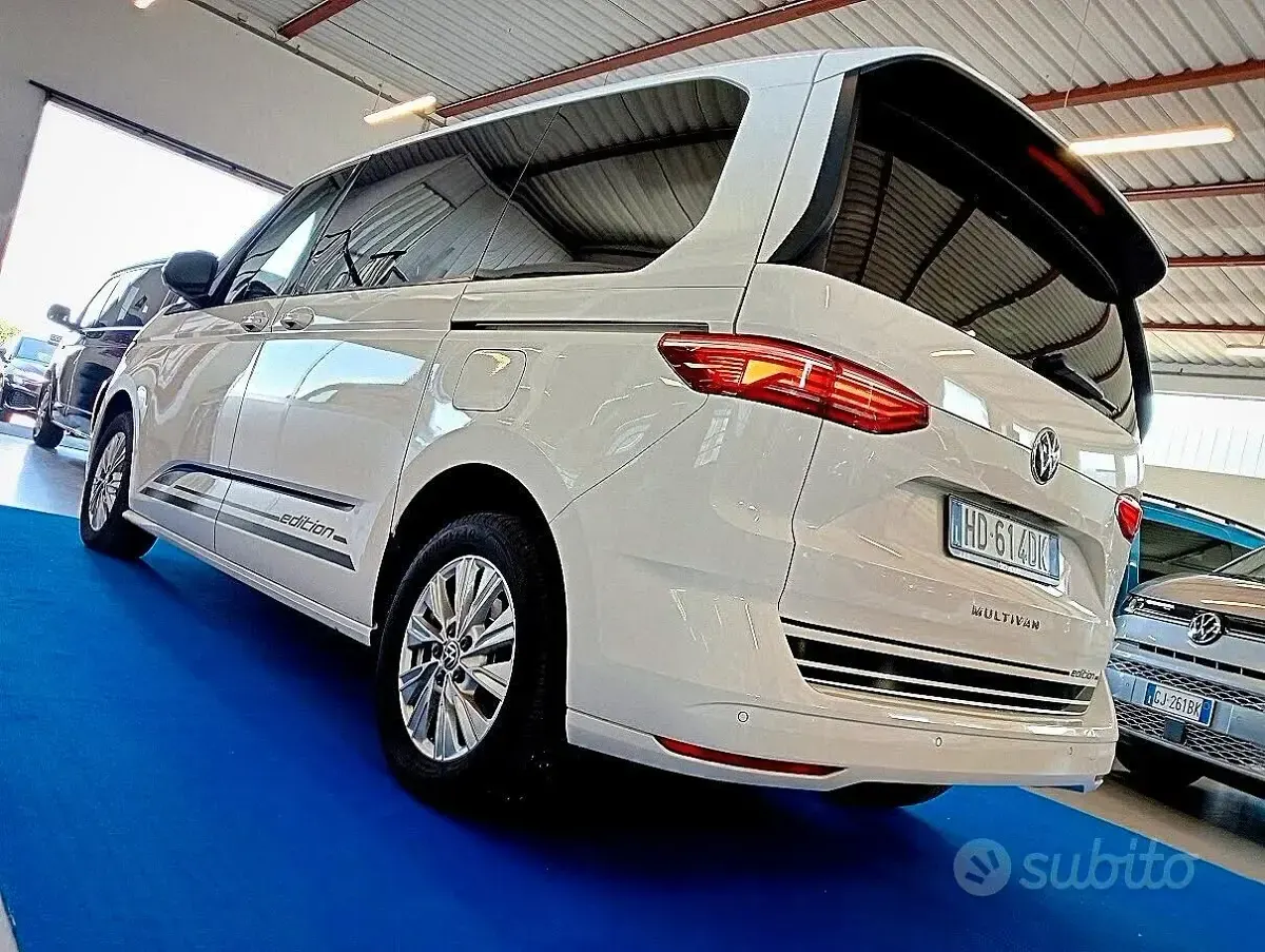 Usata VW Multivan 150 CV (110 kW) 2022 Bianco Monovolume