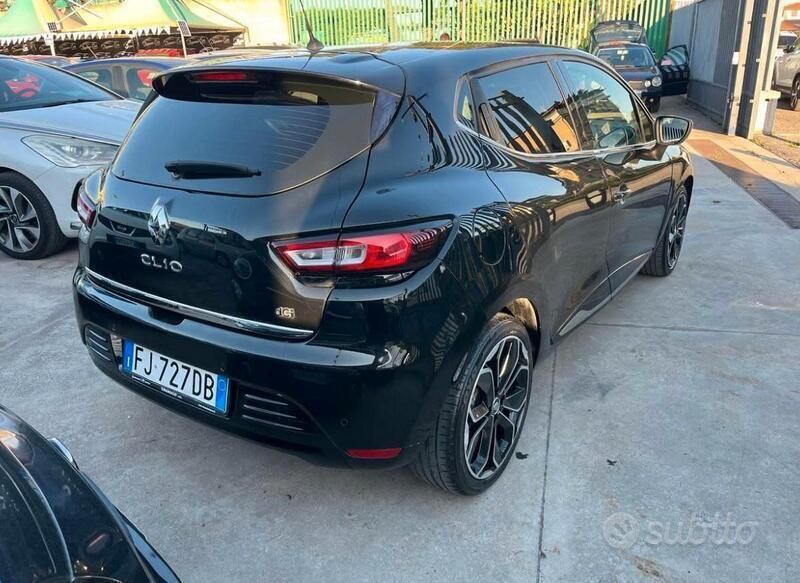 Usata Renault Clio IV 90 CV (66 kW) 2017 Nero Utilitaria