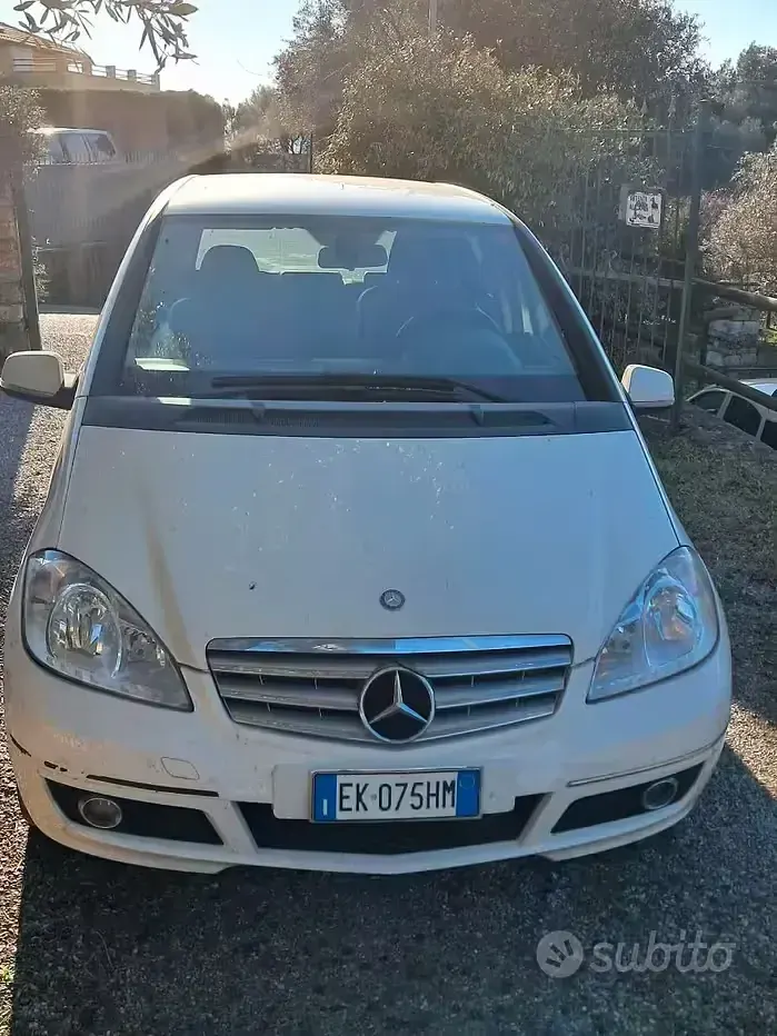 Usata Mercedes A160 95 CV (69 kW) 2011 Bianco Utilitaria