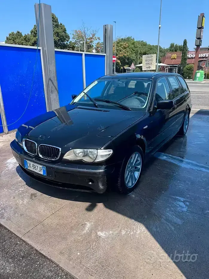 Usata BMW 320 Efficient Dynamics 150 CV (110 kW) 2004 Nero Station wagon
