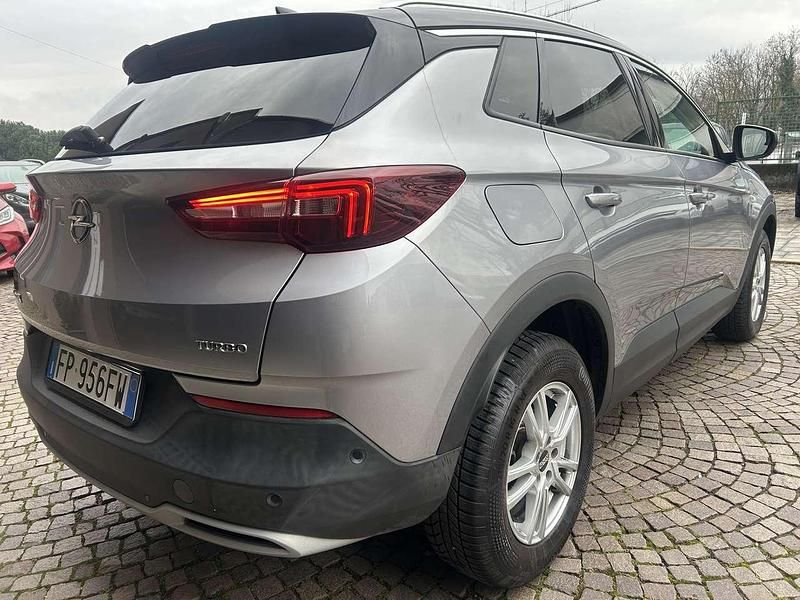 Usata Opel Grandland X Business 131 CV (96 kW) 2018 Grigio SUV
