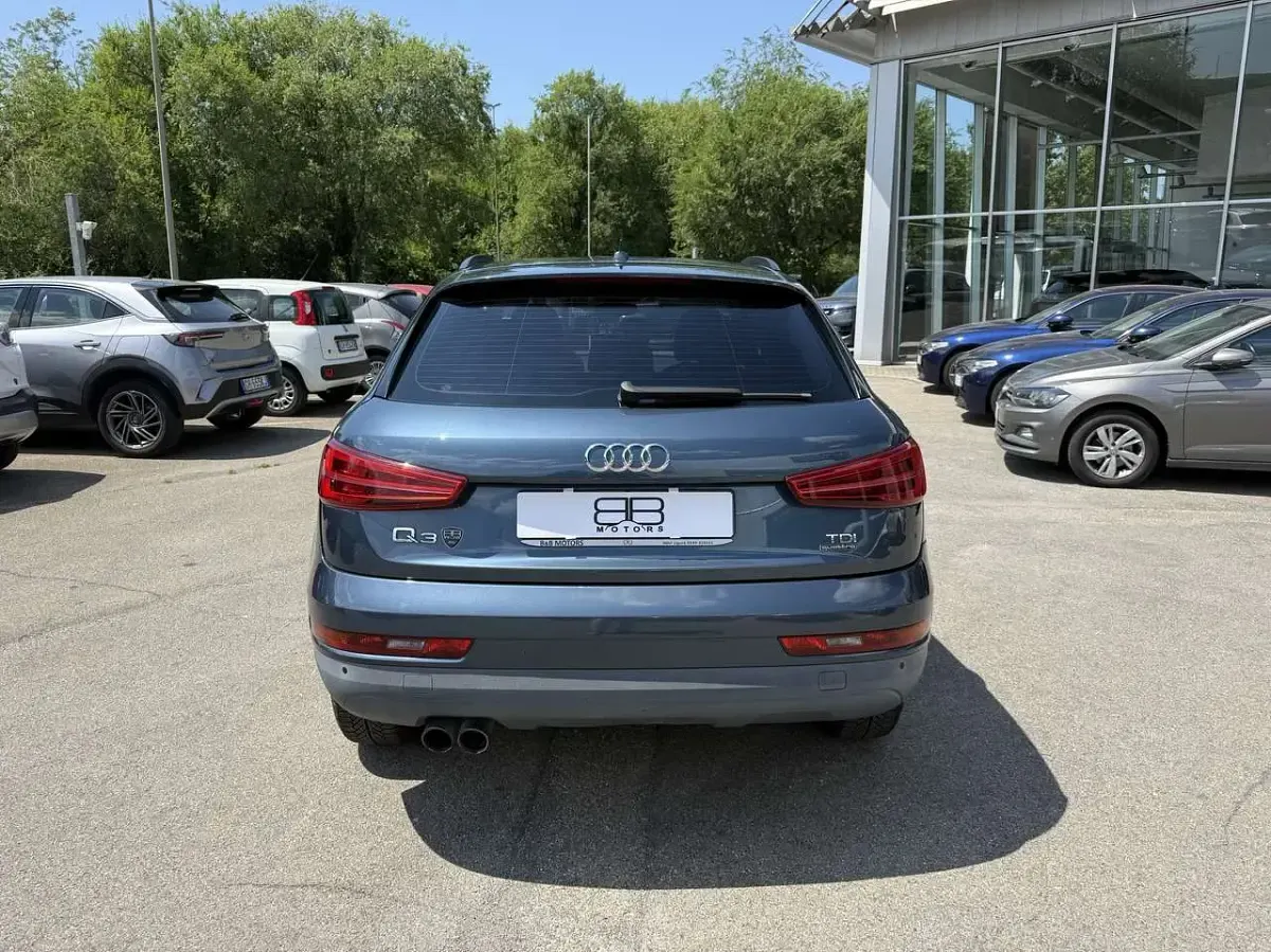 Usata Audi Q3 Ambiente 184 CV (135 kW) 2016 Blu/azzurro SUV