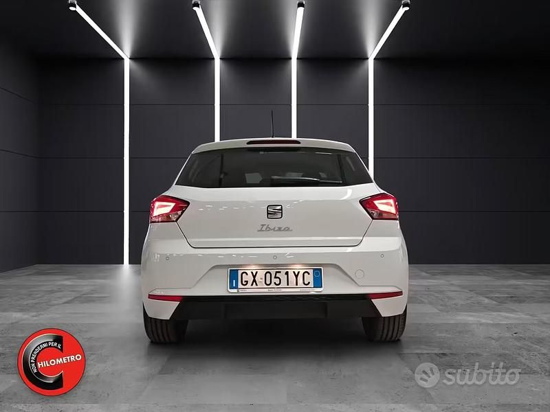 Usata Seat Ibiza 95 CV (69 kW) 2024 Bianco Utilitaria