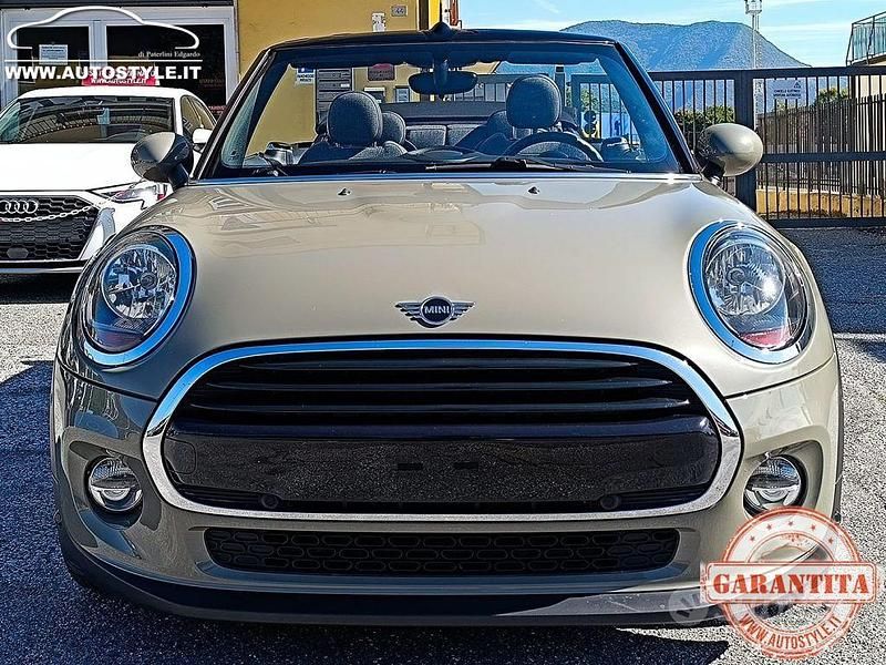 Usata Mini Cooper Cabriolet 136 CV (100 kW) 2018 Grigio Cabrio