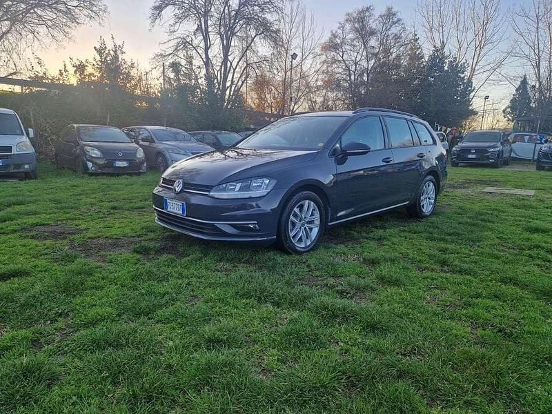 Usata VW Golf VII 116 CV (85 kW) 2018 Uranograu Station wagon