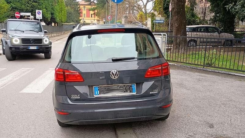 Usata VW Golf Sportsvan Executive 110 CV (80 kW) 2016 Monovolume