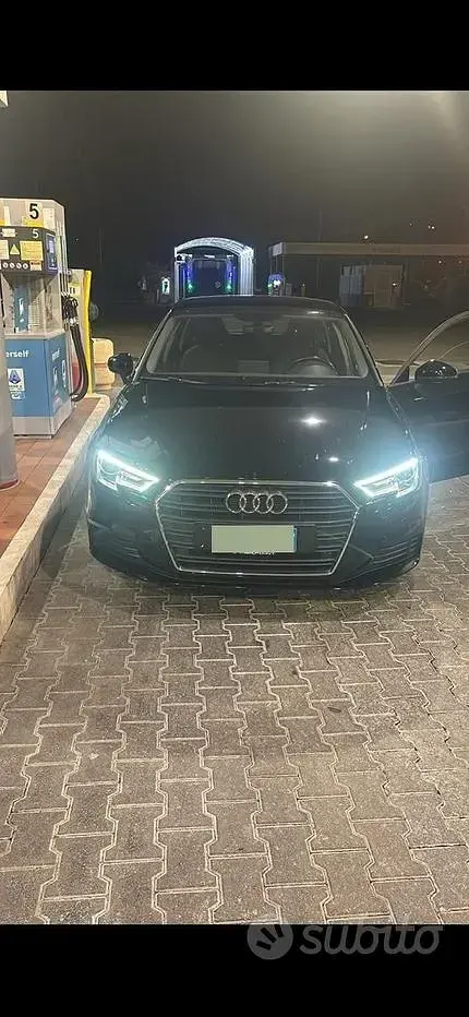 Usata Audi A3 116 CV (85 kW) 2020 Nero Berlina