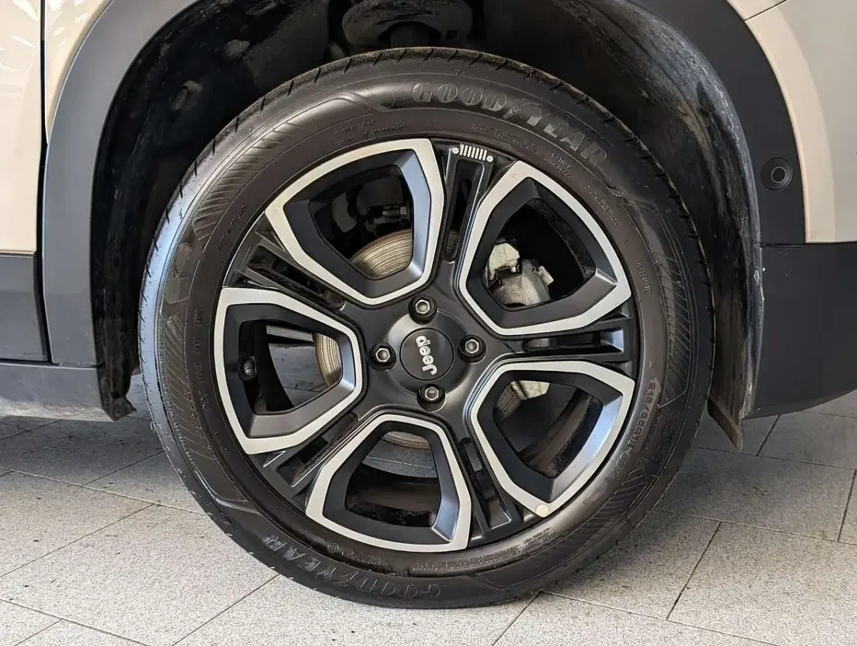 Usata Jeep Avenger Summit 101 CV (74 kW) 2025 SUV