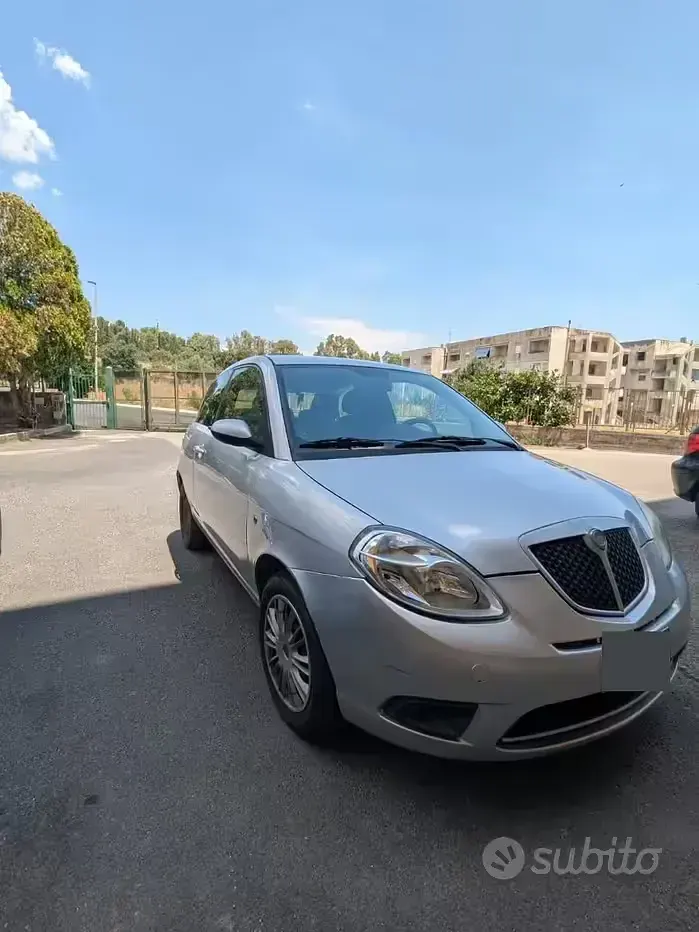 Usata Lancia Ypsilon 75 CV (55 kW) 2009 Utilitaria