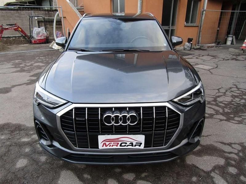 Usata Audi Q3 S-Line 200 CV (147 kW) 2022 Daytona grey pearl SUV