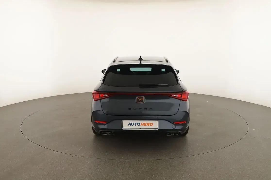 Usata Cupra Leon 150 CV (110 kW) 2023 Grigio Berlina