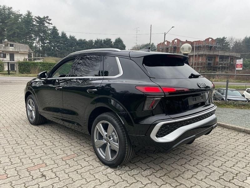 Nuova Audi Q3 S-Line 150 CV (110 kW) 2026 Nero SUV