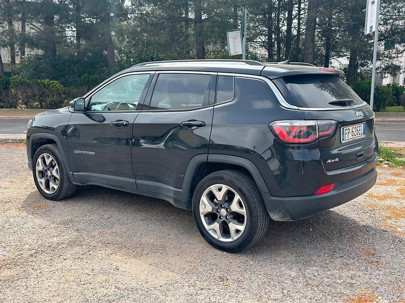 Usata Jeep Compass Limited 140 CV (102 kW) 2018 Nero SUV