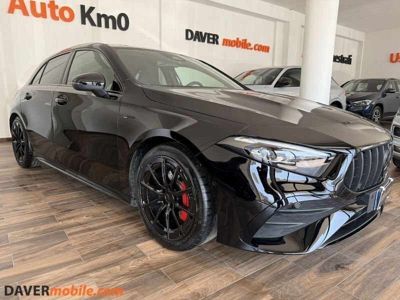 Nero Usata 2024 Mercedes A35 AMG Premium Due volumi | 45.500 € (Super prezzo) - Immagine 1/4