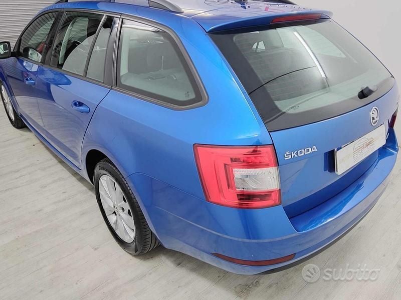 Usata Skoda Octavia Style 116 CV (85 kW) 2019 Blu Station wagon
