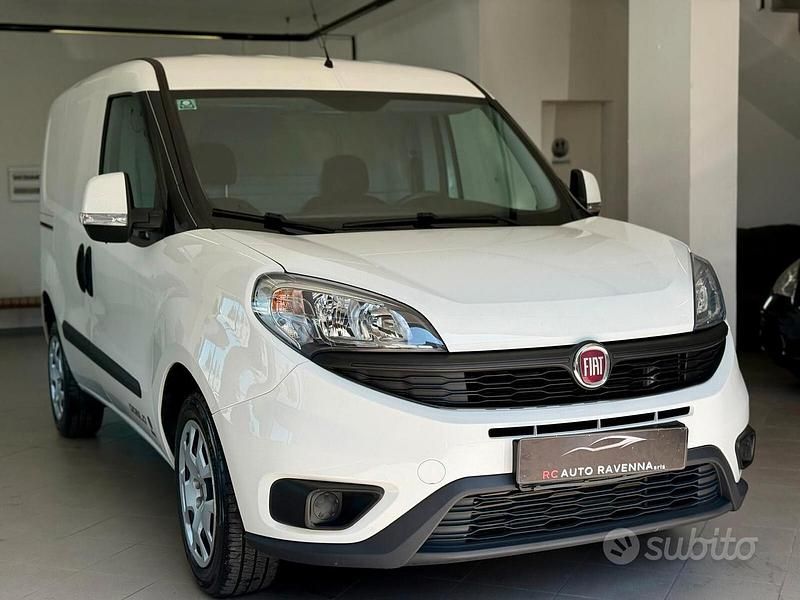 Usata Fiat Doblò 120 CV (88 kW) 2018 Bianco Monovolume