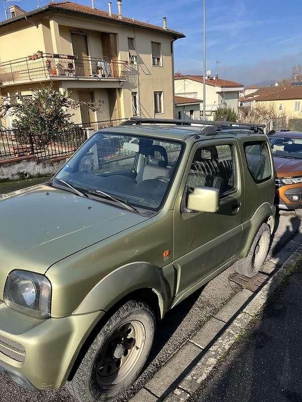 Usata Suzuki Jimny 82 CV (60 kW) 2011 SUV