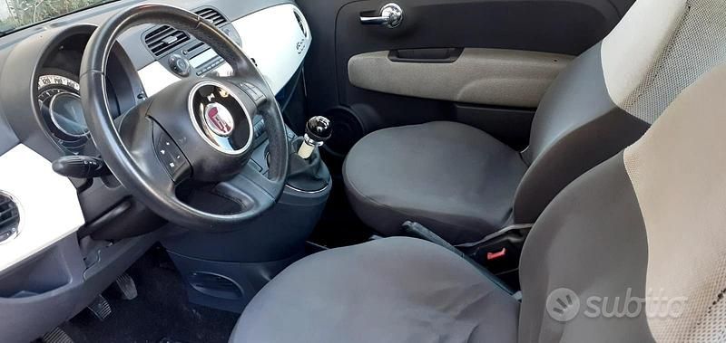 Usata Fiat 500 69 CV (50 kW) 2011 Bianco Utilitaria
