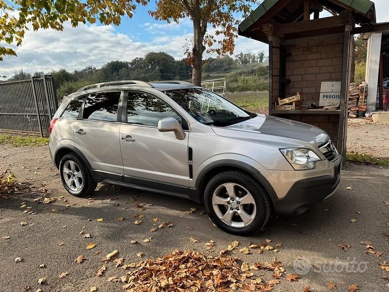 Grigio Usata 2009 Opel Antara Edition+ SUV | 5100 € (Buon prezzo) - Immagine 1/4