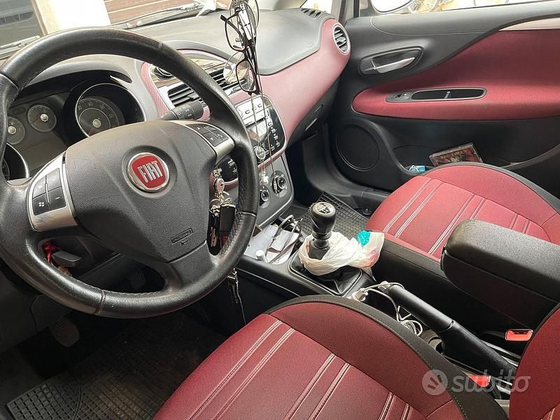 Usata Fiat Grande Punto 2011 Grigio Utilitaria