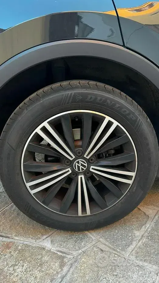 Usata VW Tiguan 150 CV (110 kW) 2023 Grigio SUV