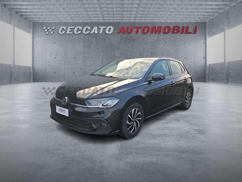 Usata VW Polo Life 95 CV (69 kW) 2023 Nero Utilitaria