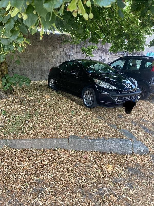 Usata Peugeot 207 120 CV (88 kW) 2008 Nero Cabrio