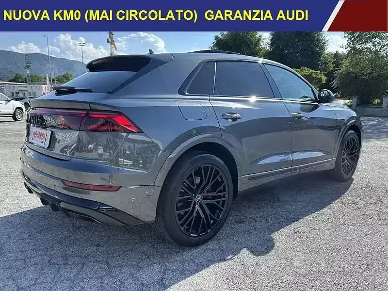 Nuova Audi Q8 S-Line 286 CV (210 kW) 2026 Grigio SUV