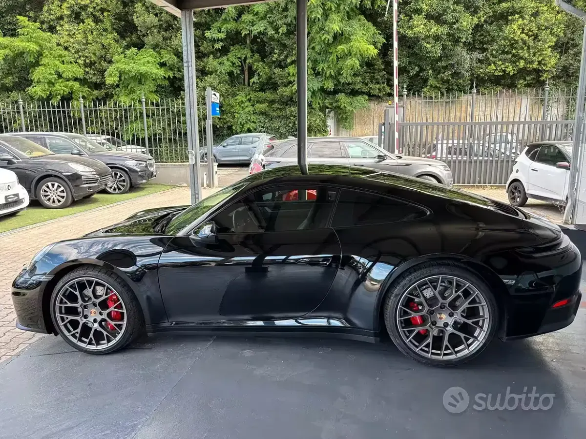 Usata Porsche 911 Carrera 394 CV (289 kW) 2024 Nero Coupé