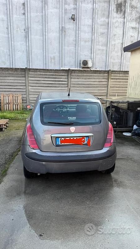 Usata Lancia Ypsilon 60 CV (44 kW) 2006 Utilitaria