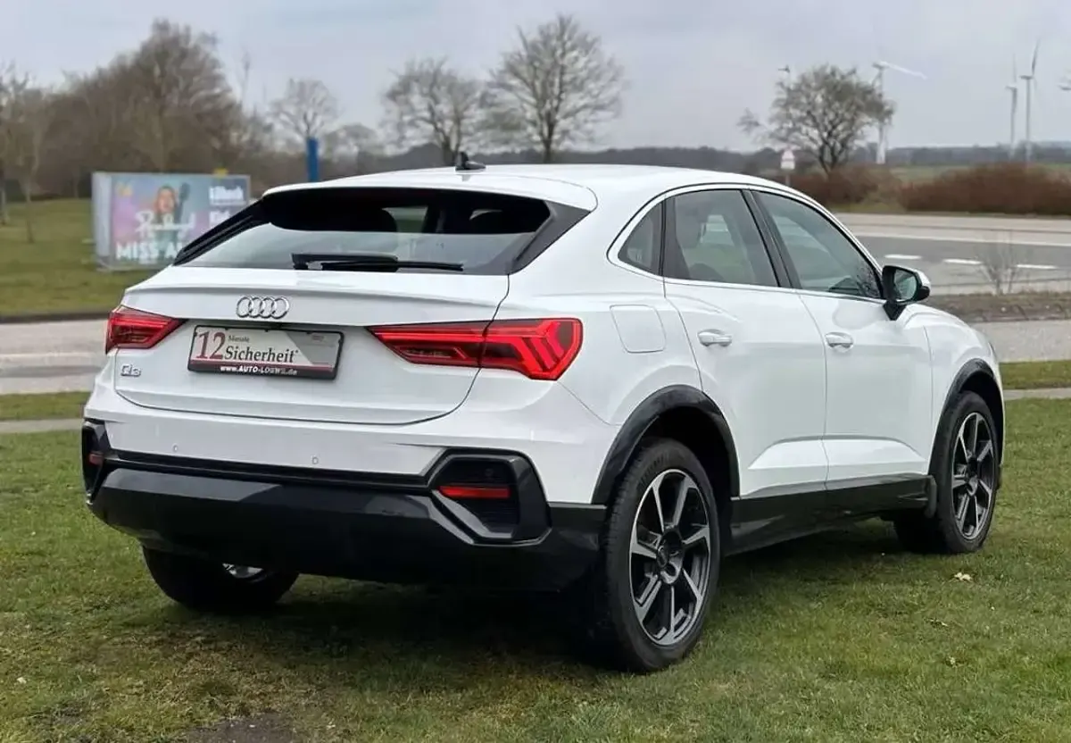 Usata Audi Q3 Sportback S-Line 150 CV (110 kW) 2023 Bianco SUV