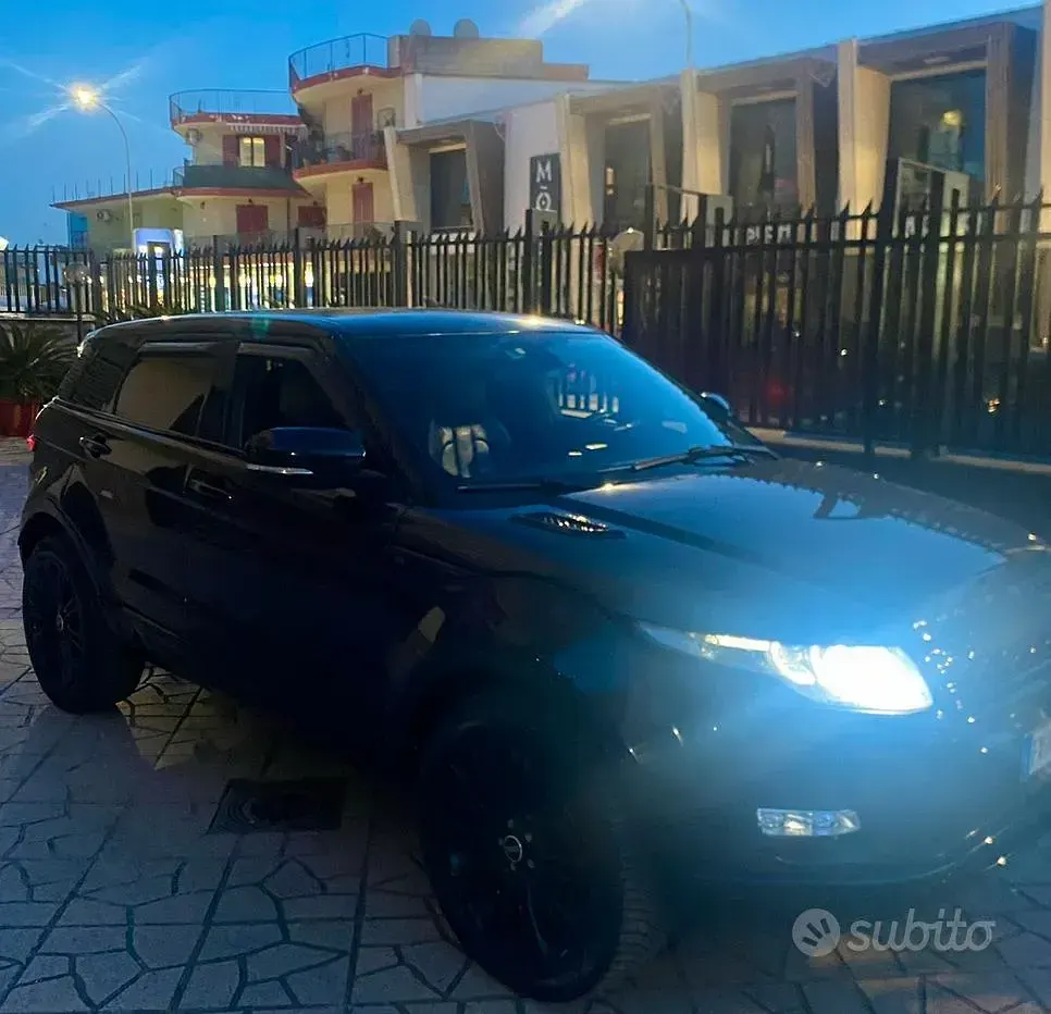 Usata Land Rover Range Rover evoque 190 CV (139 kW) 2013 Nero SUV