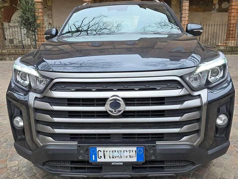 Usata Ssangyong (KGM) Rexton 203 CV (149 kW) 2024 Nero SUV