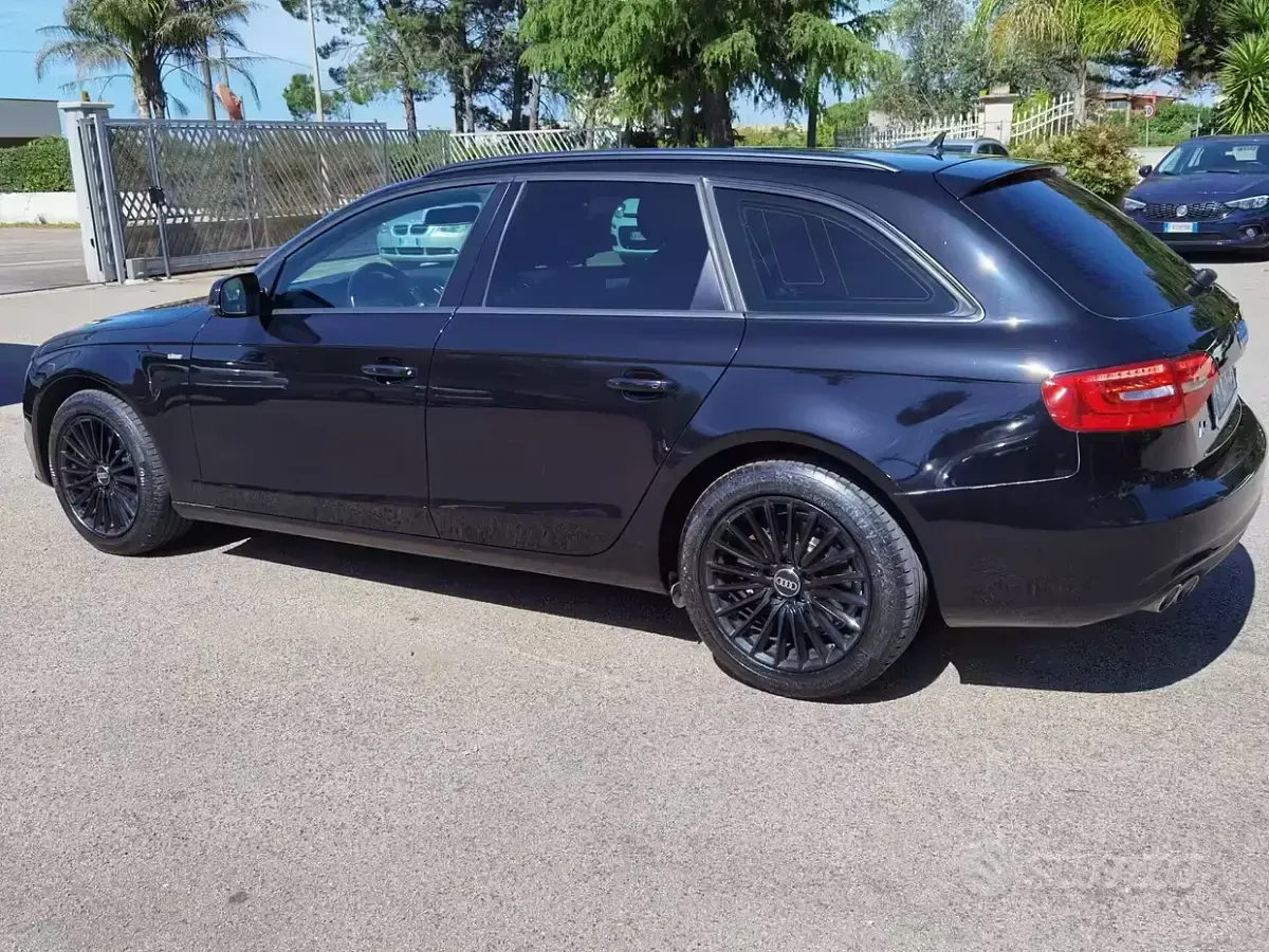 Usata Audi A4 Advanced 150 CV (110 kW) 2014 Nero Station wagon