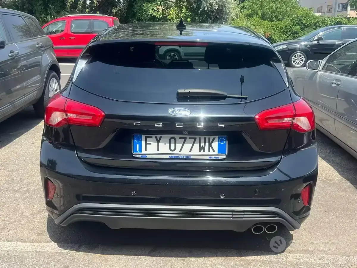 Usata Ford Focus ST-Line 125 CV (91 kW) 2019 Nero Berlina