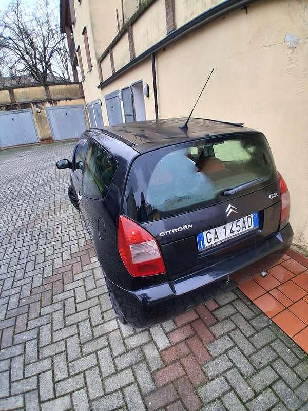 Usata Citroën C2 Elegance 68 CV (50 kW) 2004 Nero Utilitaria