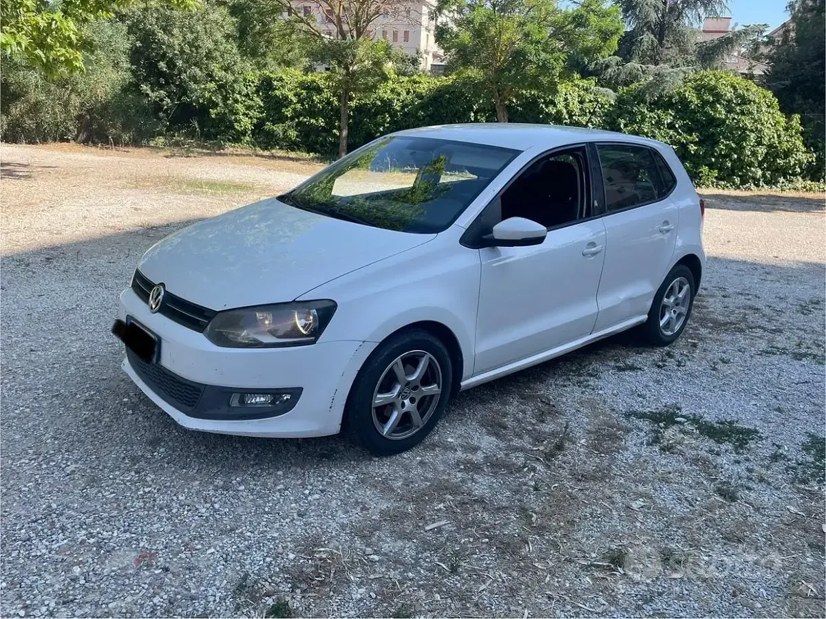 Usata VW Polo Trendline 75 CV (55 kW) 2011 Utilitaria