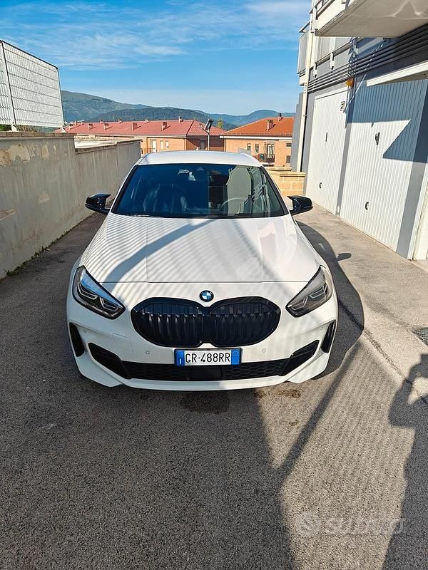 Usata BMW 118 M Sport 150 CV (110 kW) 2020 Bianco Utilitaria