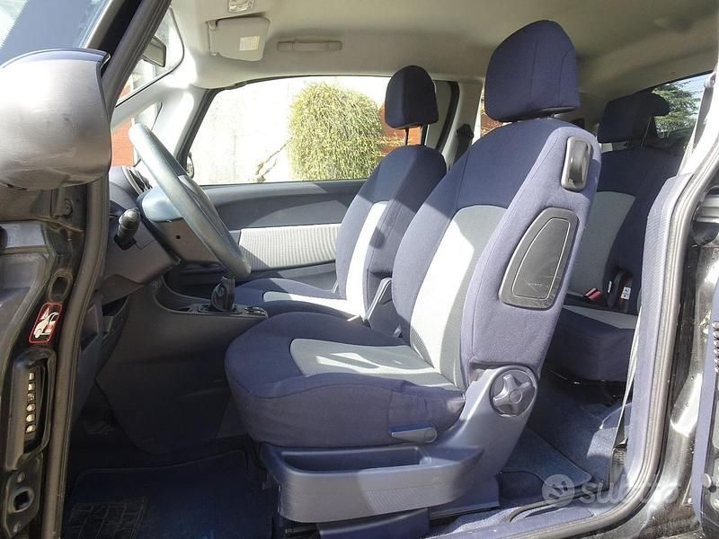 Usata Peugeot 1007 2009 Nero Monovolume