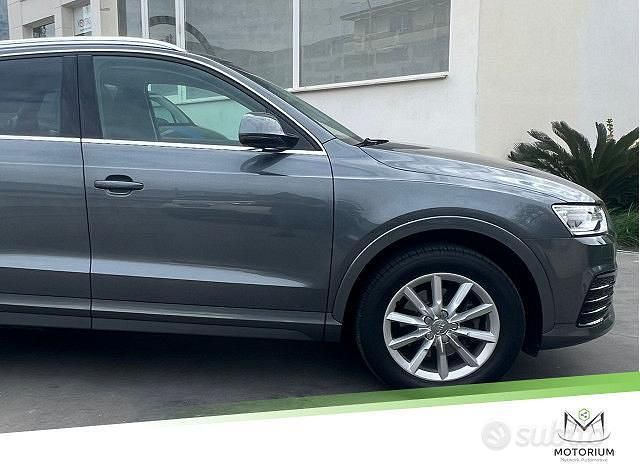 Usata Audi Q3 Business 150 CV (110 kW) 2017 Grigio scuro SUV