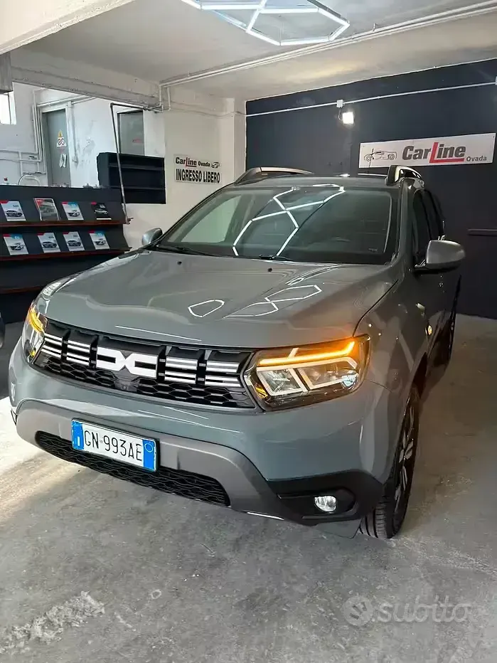 Usata Dacia Duster 101 CV (74 kW) 2023 Grigio SUV