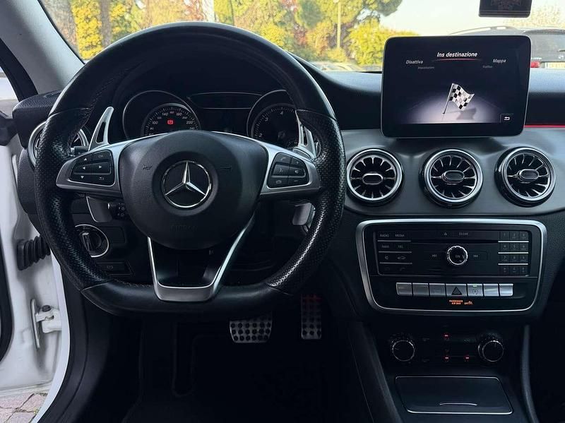 Usata Mercedes CLA200 Premium 136 CV (100 kW) 2019 Bianco Berlina