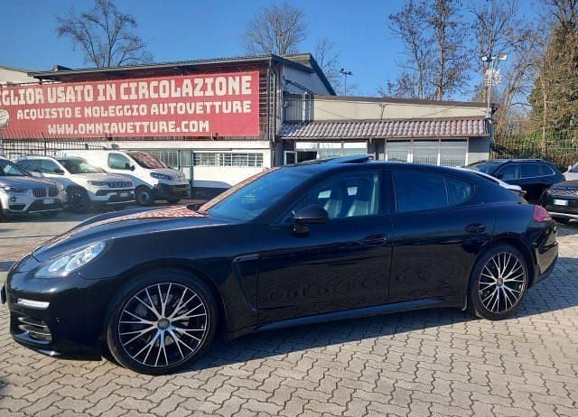 Usata Porsche Panamera 300 CV (220 kW) 2015 Nero Utilitaria