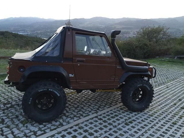 Suzuki samurai cabrio